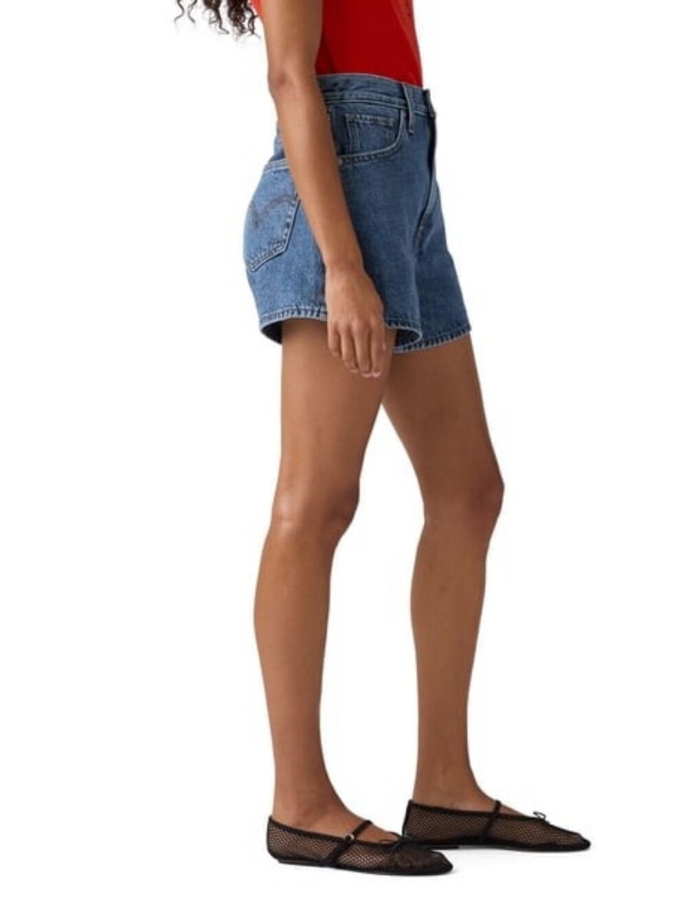 LEVI'S High Waisted Mom Short Size 33 100% Cotton Blue Color Loose Fit Baggy